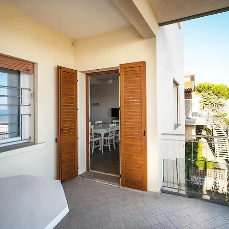 Renata, Casa vacanze
